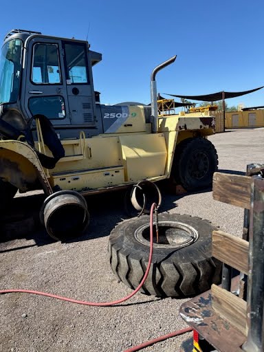 Roadside flat tire repair Phoenix AZ